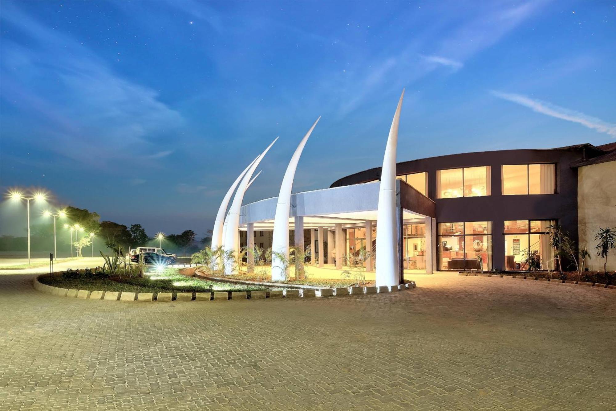 Protea Hotel By Marriott Ndola Exterior foto